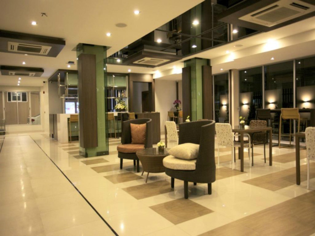 パタヤのホテル エイプリル スイーツ (April Suites Pattaya) パタヤ中心部