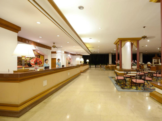 パタヤのホテル インペリアル パタヤ ホテル (Imperial Pattaya Hotel) パタヤビーチロード