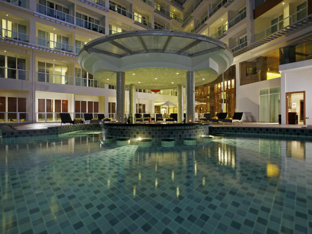 パタヤのホテル センタラ ノバ ホテル & スパ パタヤ (Centara Nova Hotel & Spa Pattaya) パタヤ中心部