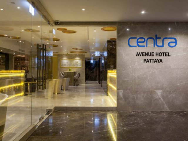 パタヤのホテル セントラ バイ センタラ アベニュー ホテル パタヤ (Centra by Centara Avenue Hotel Pattaya) パタヤ中心部